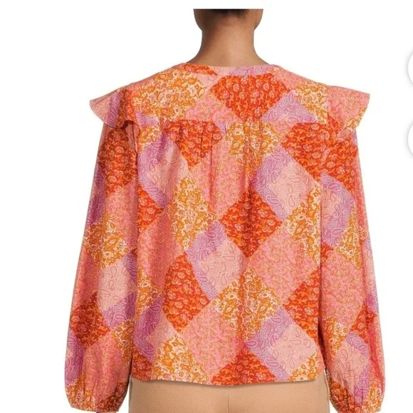 Women’s FLUTTER BLOUSE​​​​​​ - Picture 4 of 9